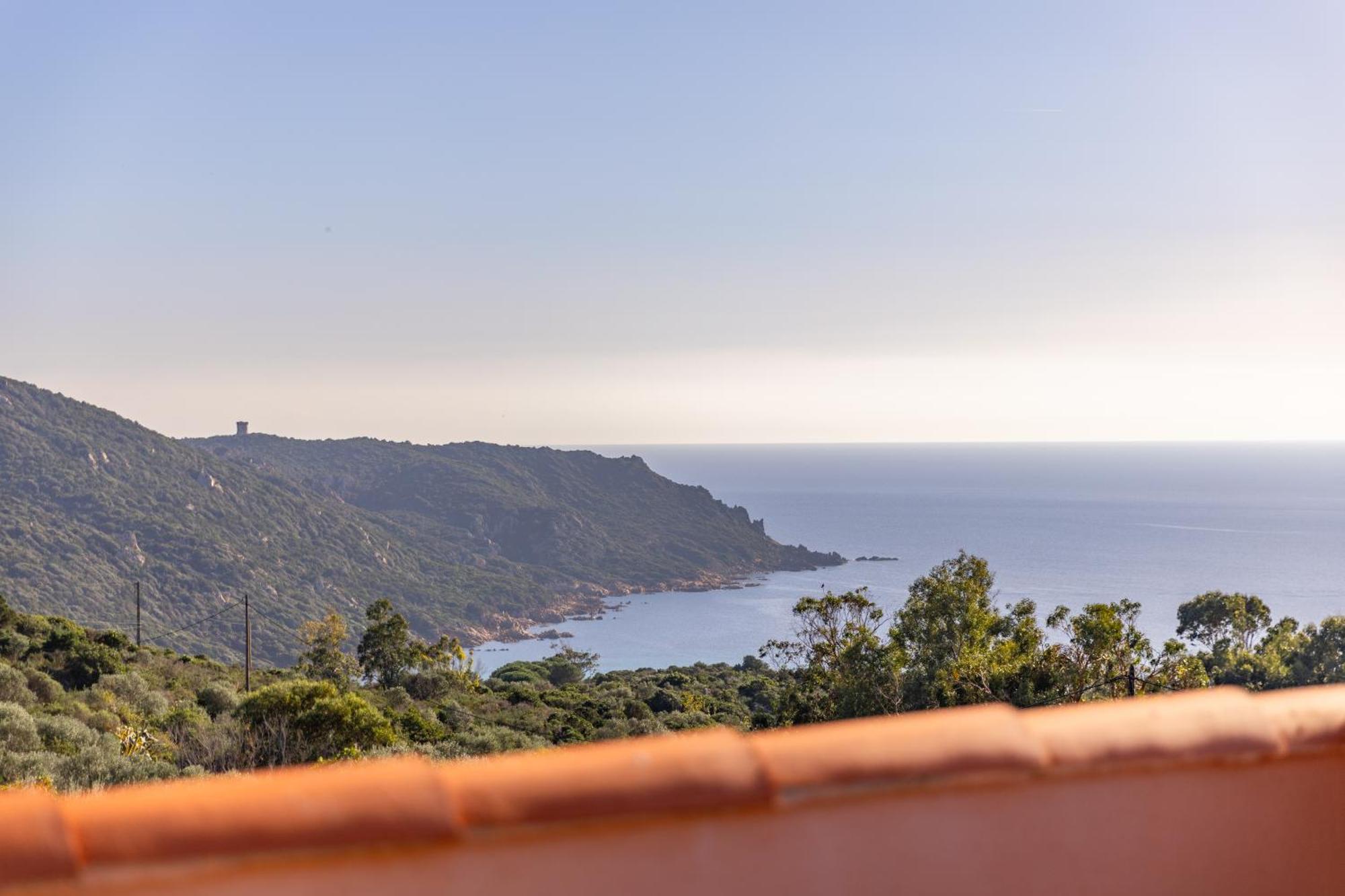 Villa La Ronde Des Soleils Coti-Chiavari  Exteriér fotografie